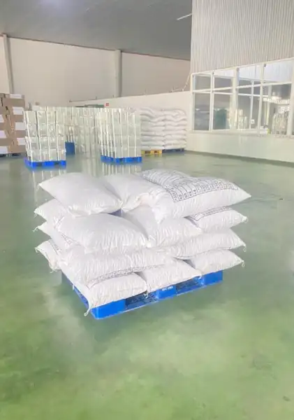 Home 1 Bao hạt điều đóng gói trên pallet trong kho Dương Cát